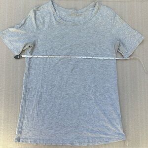 Lululemon Love Tee Heathered Gray Short Sleeve Crewneck T-Shirt Women's small